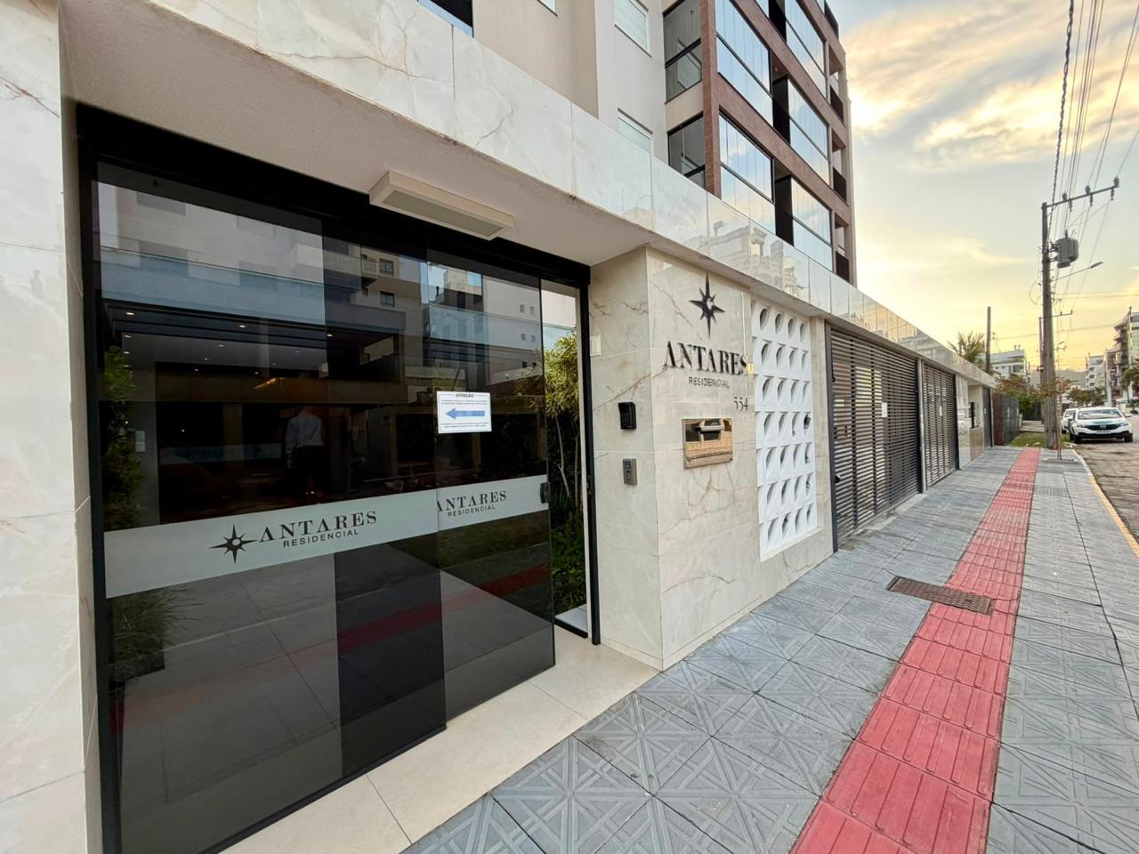 Antares 303 — foto 4